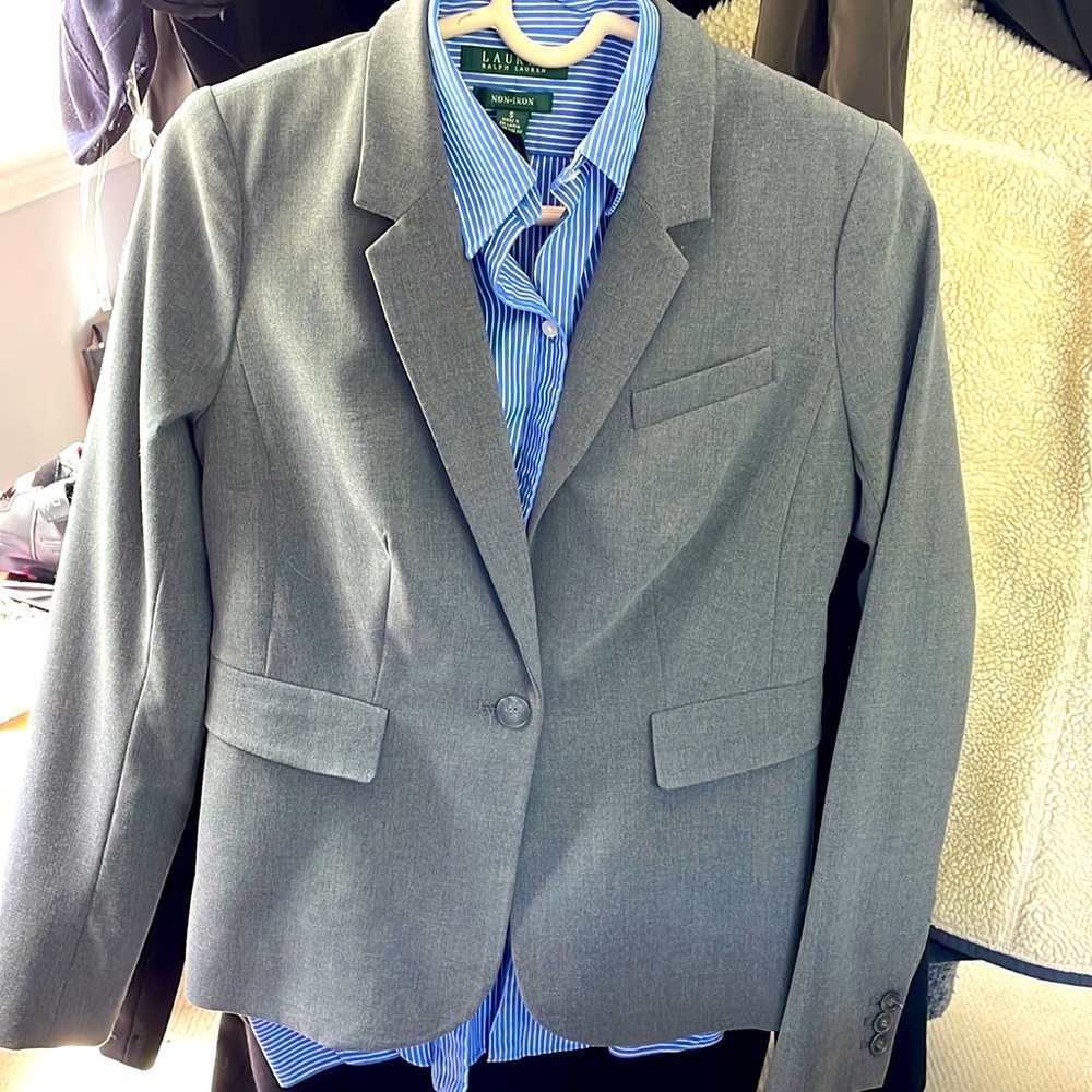 Gray woman’s blazer jacket